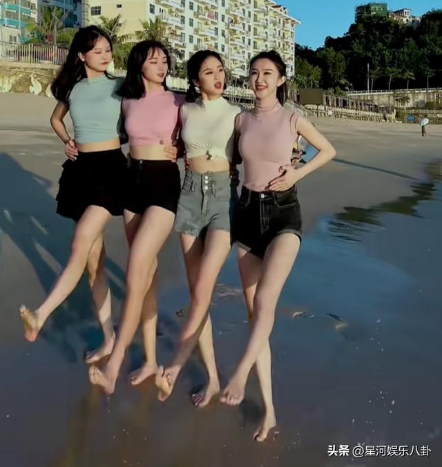 抖音笑笑俯卧撑,抖音笑笑俯卧撑直播录屏