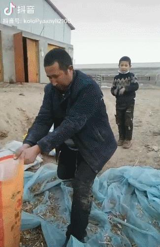 抖音大叔的真实身份是什么,抖音大叔的真实身份是什么意思