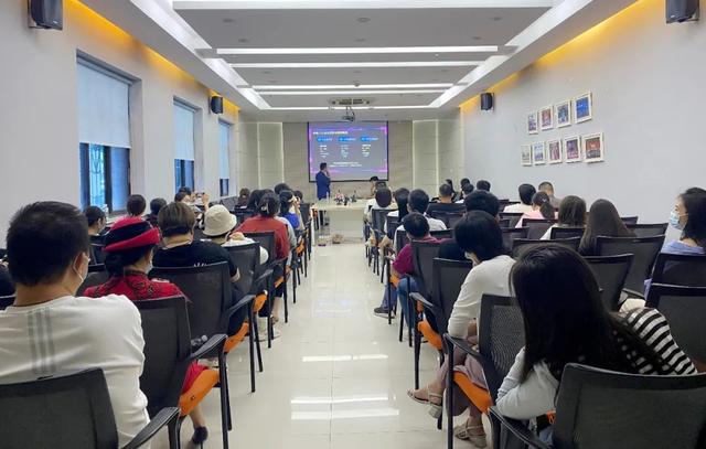 抖音运营培训是真是假,抖音运营培训是真是假啊