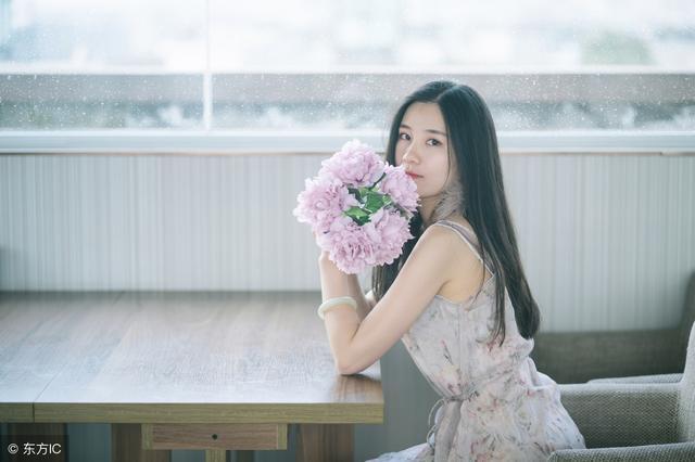 关爱智障表情包gif,关爱智障表情包表达的意思